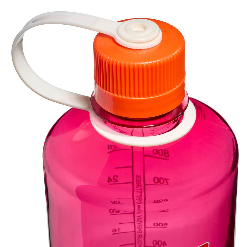 Nalgene product detail: 32oz Narrow Mouth Thrill & Motion F3 — 32oz Narrow Mouth Thrill & Motion