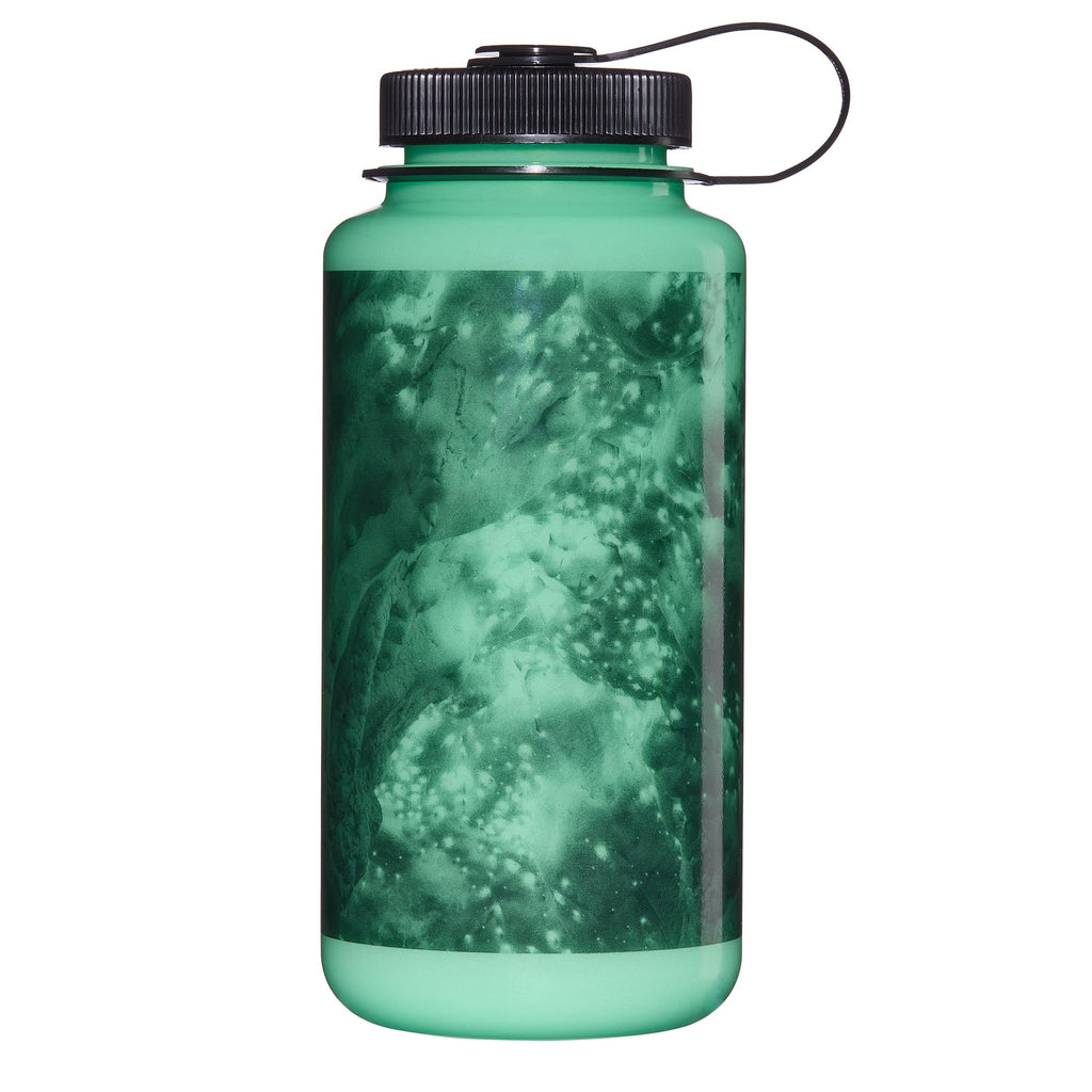Nalgene product view: 32oz WM Glo Wyld N2 — 32oz WM Glo Wyld