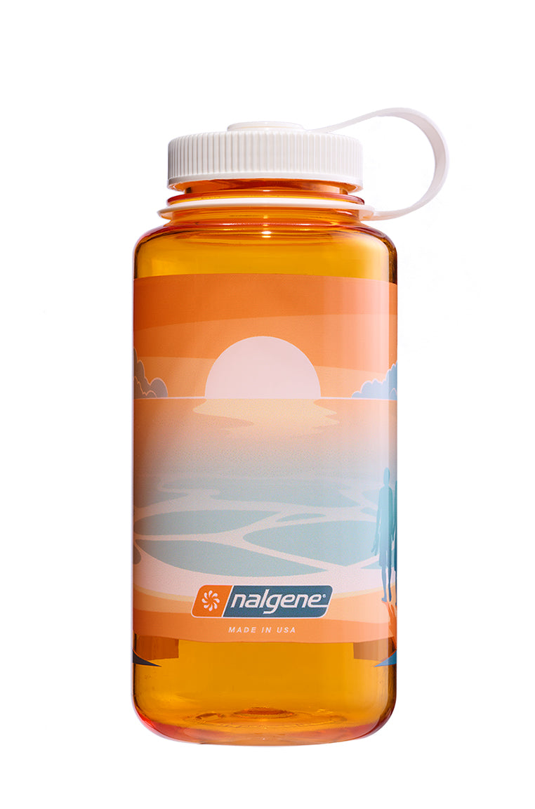 Nalgene product view: 32oz WM Negative Landscape S2 — 32oz WM Negative Landscape